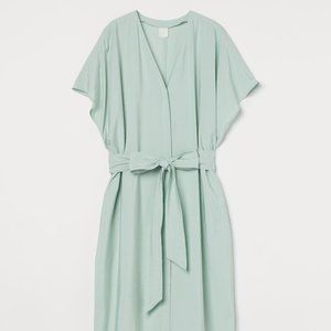 Brand New H&M Tie Belt Kaftan mint green